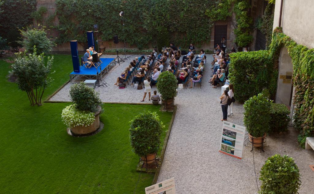 Palazzo Castiglioni Luxury Suite And Rooms มานโตวา ภายนอก รูปภาพ
